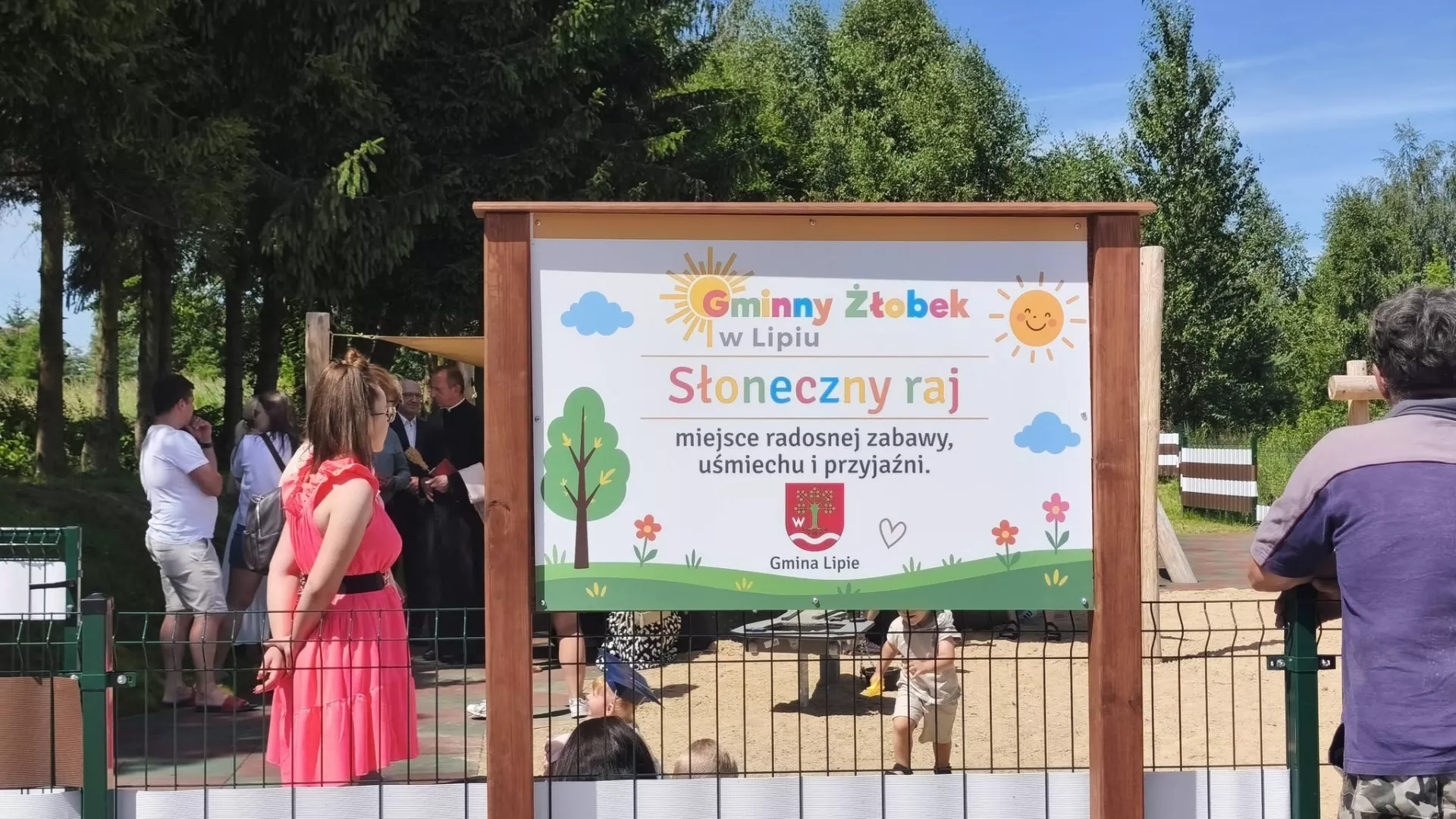Plac zabaw dla maluchów już działa!